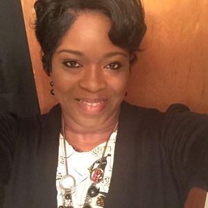 Meet your Posher, Shelia